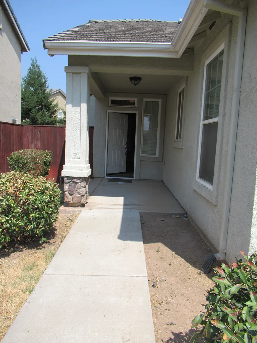 Building Photo - 2749 Donner Trl