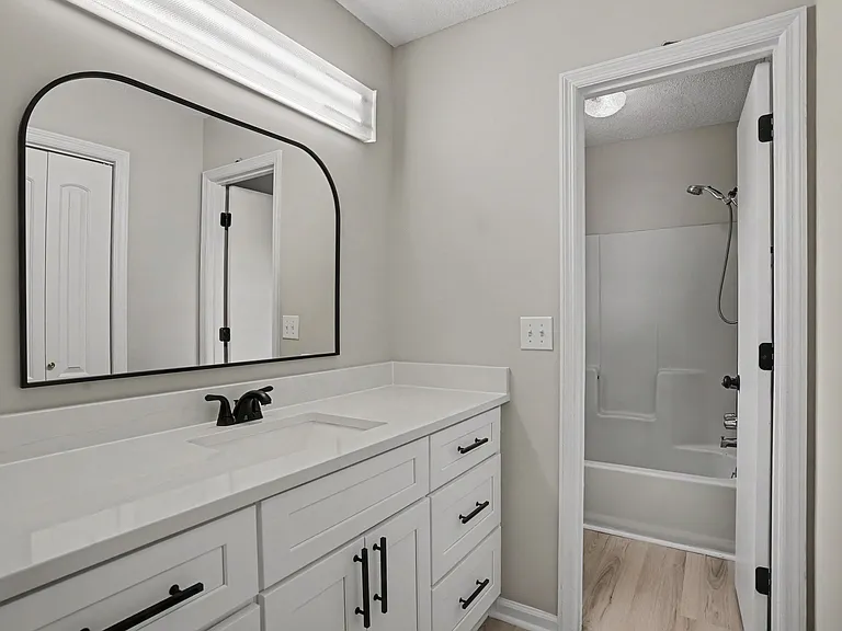 522 Temple Rd — Photo 20