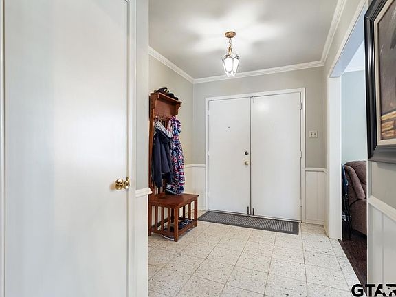 5th image of 1505 Everglades Dr