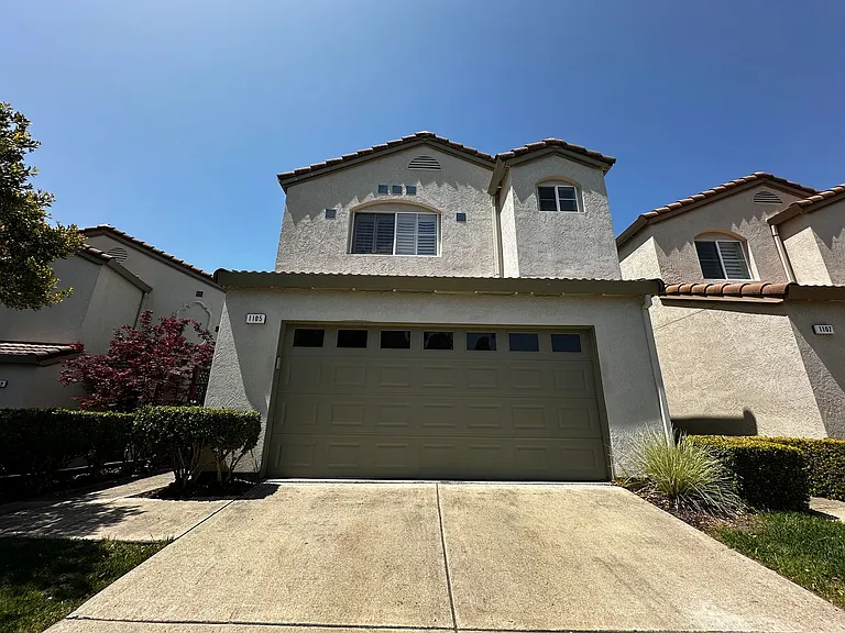1105 Vista Pointe Cir — Photo 28