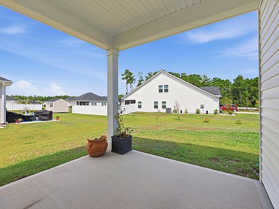 5th image of 971 Maya Layne Dr.