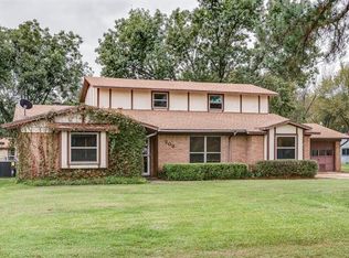 208 Glory St, Aubrey, TX 76227