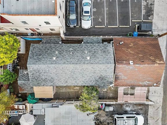 2nd image of 833 Pepper Way