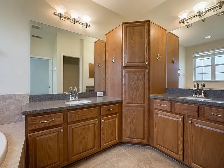 5543 Napa Dr — Photo 14