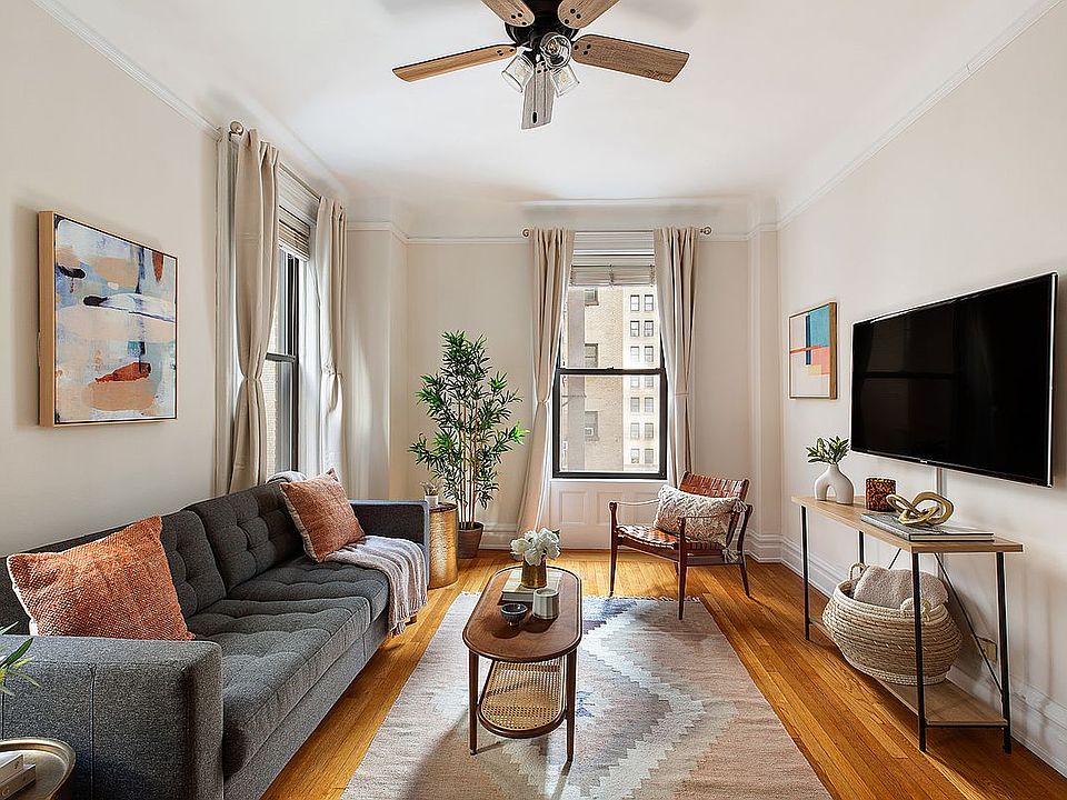 1st image of 205 W 54th St APT 6G