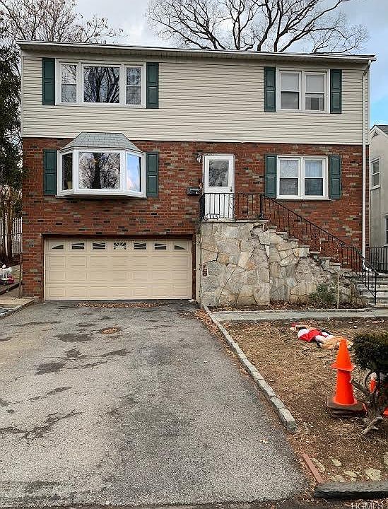 2nd image of 115 Brandon Rd