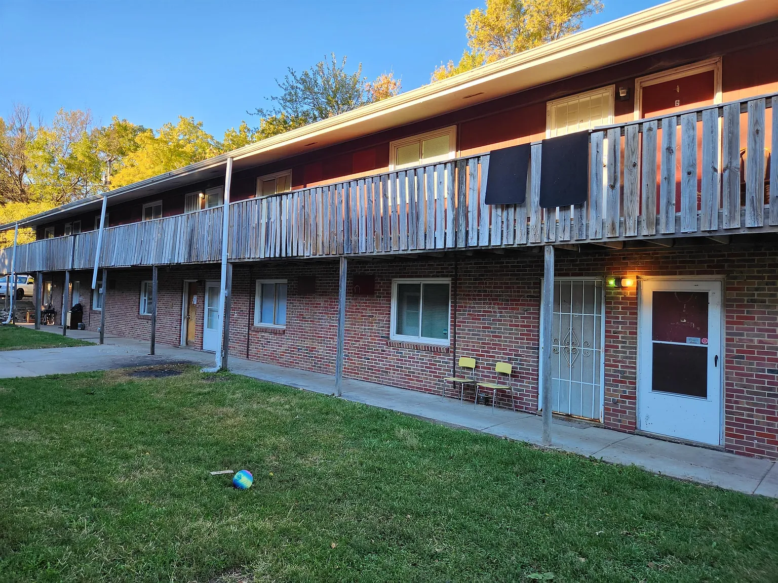 4157 Hamilton St — Photo 2