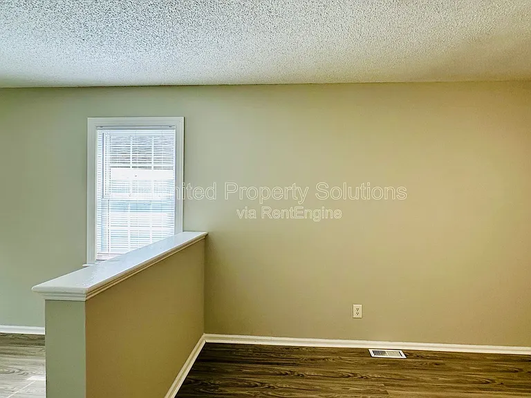 1404 Church St — Photo 5