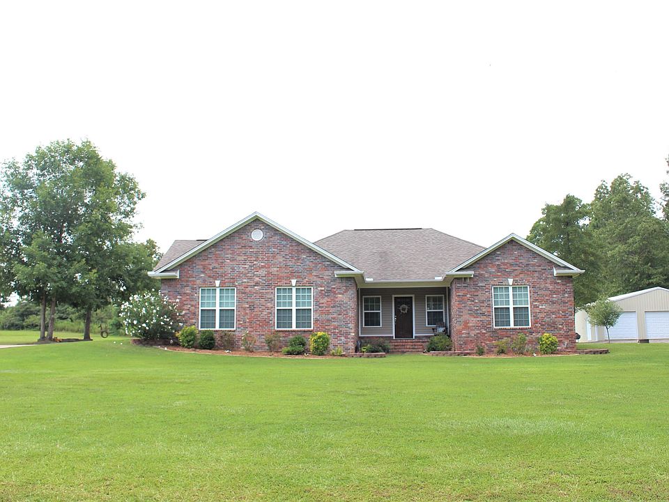 1st image of 352 Mackenzie Dr