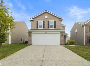 10825 Woods Dr, Ingalls, IN 46048