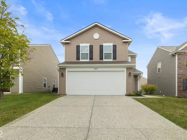 10825 Woods Dr, Ingalls, IN 46048