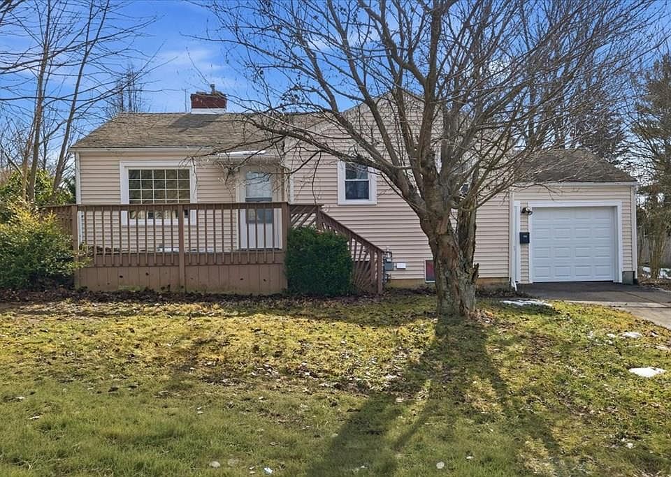 1st image of 754 Abbott Dr