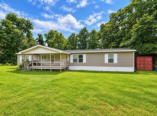 1867 Clyburn Dr, Manning, SC 29102