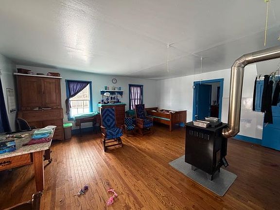 4th image of 36658 Dogwood Rd