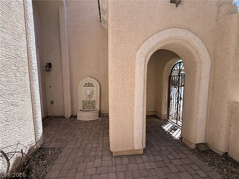 8230 Water Gap Ave — Photo 4