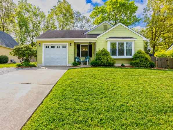 4 Tallowood Dr, Glassboro, NJ 08028