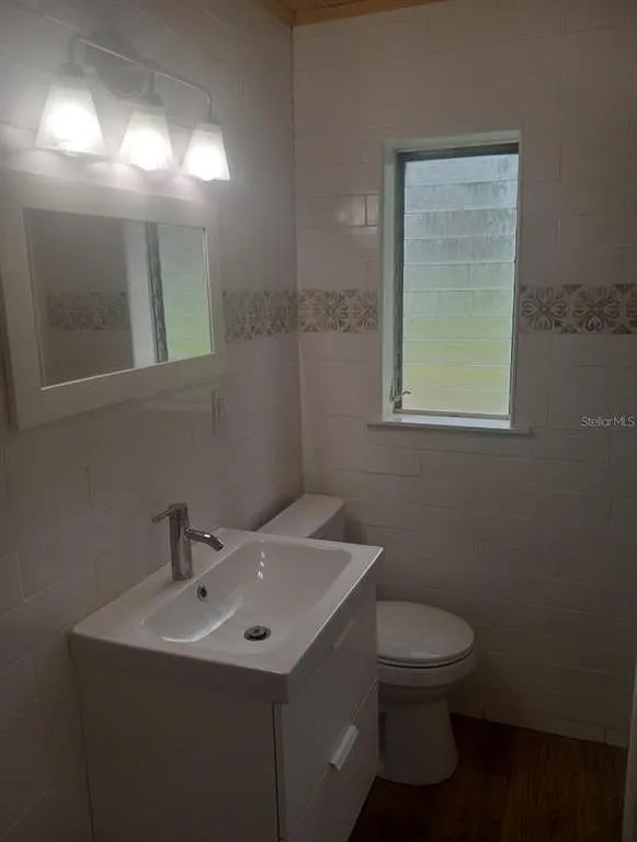 1 bed, 1.0 bath, 400 sqft, $1,000 — Photo 3