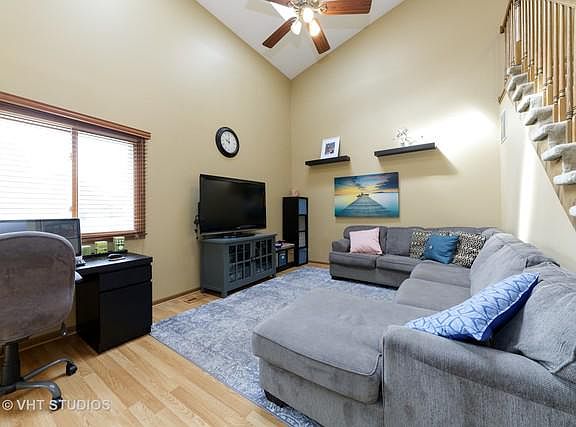 4th image of 1407 S Pembroke Dr