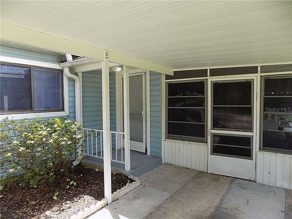 2nd image of 2610 Smithtown Dr