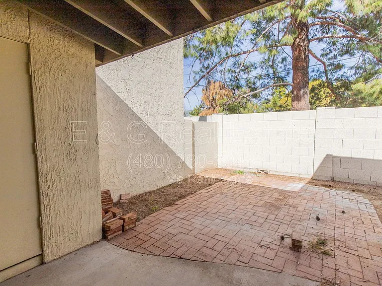 2908 E Avenida Olivos — Photo 19