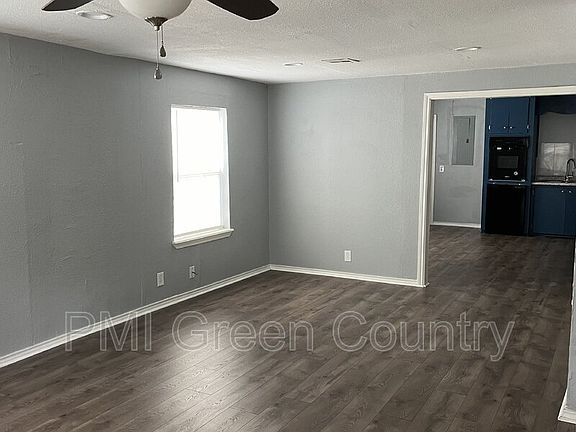 3rd image of 806 N Seminole Ave #A