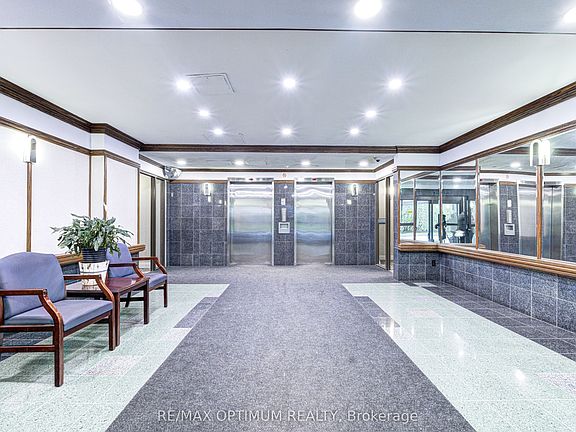 4th image of 355 Rathburn Rd E #505