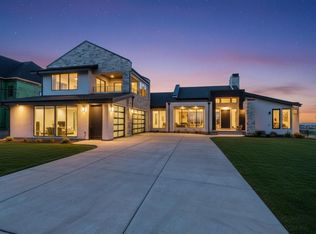 863 N Emery Ln, Elk Ridge, UT 84651