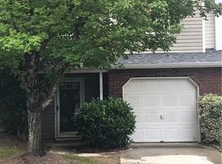 5949 Prescott Ct, Charlotte, NC 28269