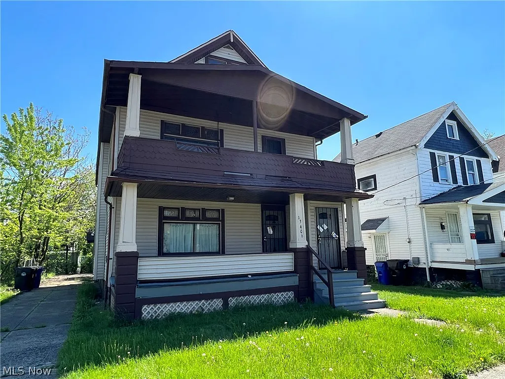 13406 Durkee Ave photo 1