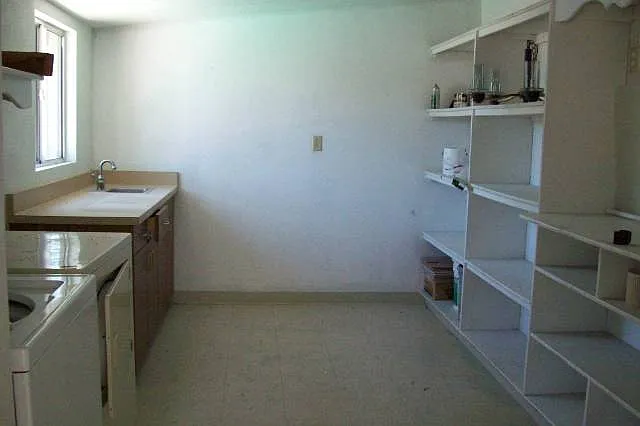 1146 E Campus Dr — Photo 7