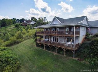 349 Everview Ln, Waynesville, NC 28785