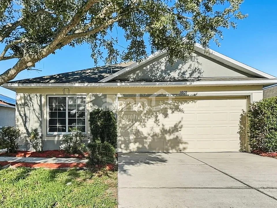 11808 Lynmoor Dr