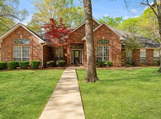 231 Oak Hill Dr, Powderly, TX 75473