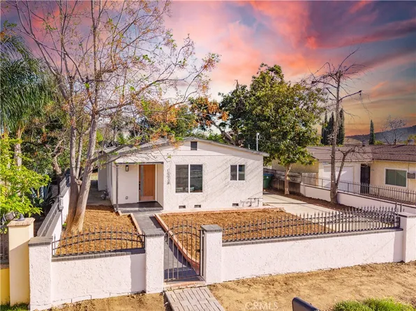 15528 Cobalt St, Sylmar, CA 91342