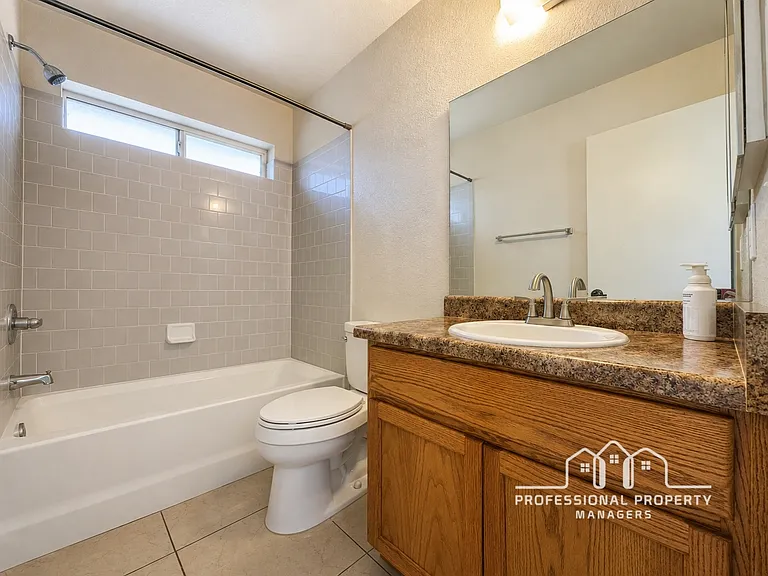 7042 E 36th Pl — Photo 13