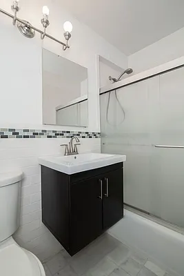 Rented by Metropolitan Property Group | media 10