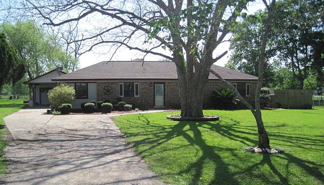 1st image of 1131 County Road 515