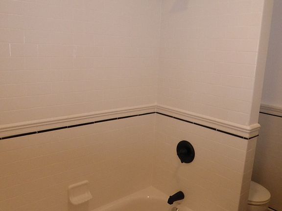 Main Bathroom - Shower