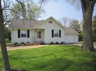 24229 W Grass Lake Rd, Antioch, IL 60002