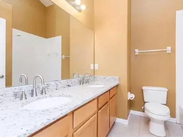 10828 Goldfish Cir — Photo 9