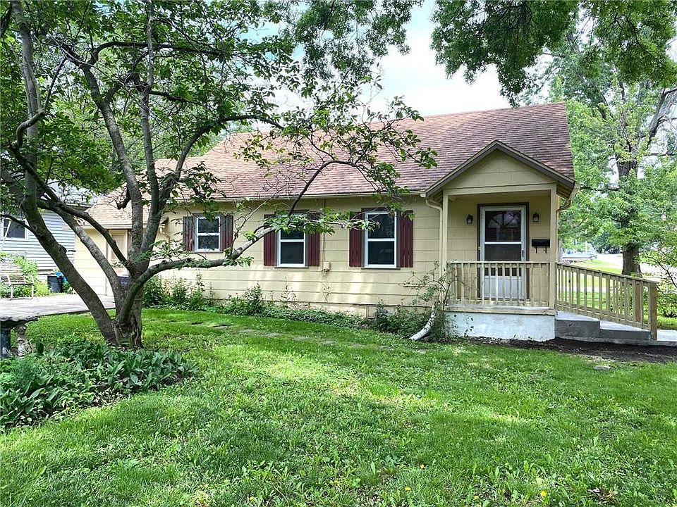 308 W Maple St, Butler, MO 64730 | Zillow