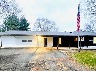 10667 Maple St, Minerva, OH 44657