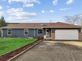 1005 NW Cazadero Ct, Estacada, OR 97023