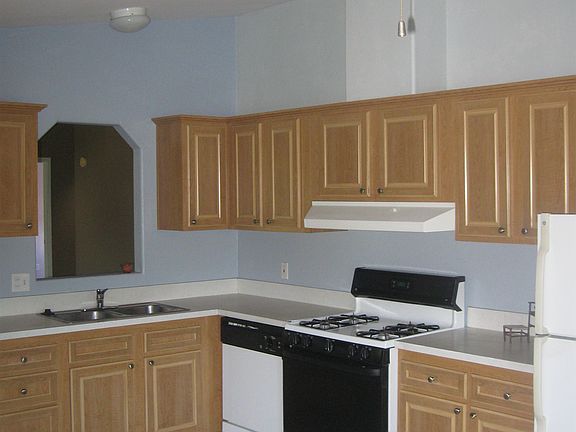 kitchen, West side