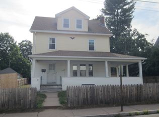 40 Foster St, Manchester, CT 06040