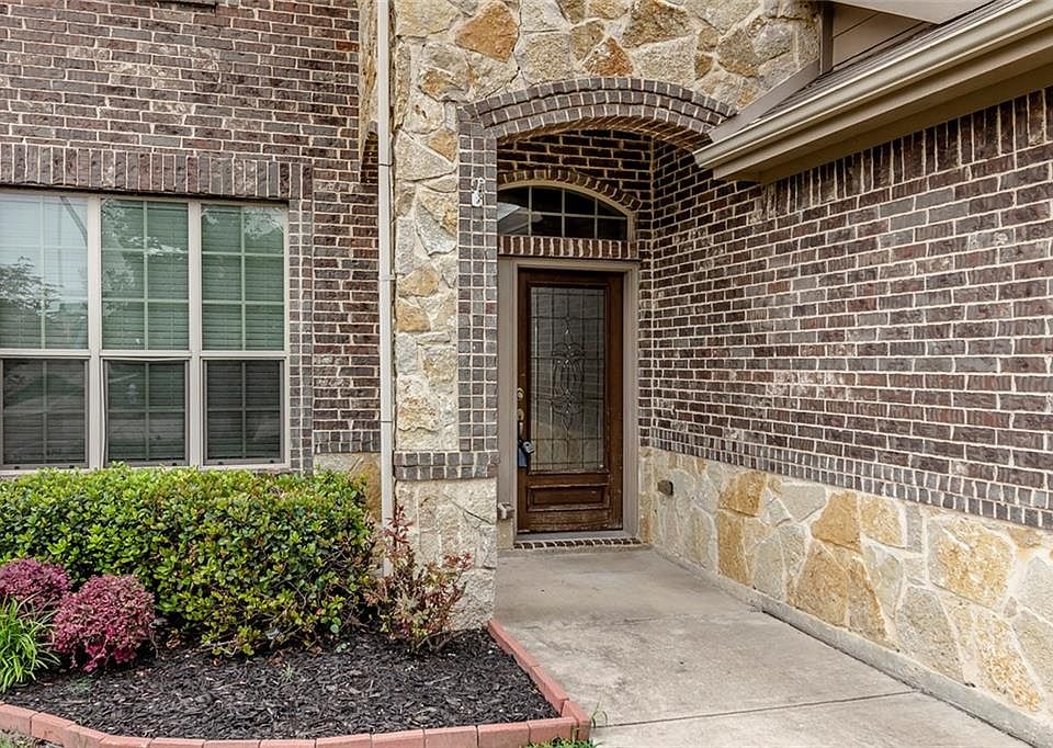 5764 Sapphire Pool Trl, Fort Worth, TX 76244 | Zillow
