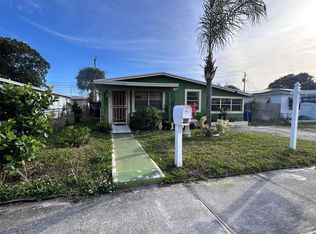 925 W 3rd Street, Riviera Beach, FL 33404