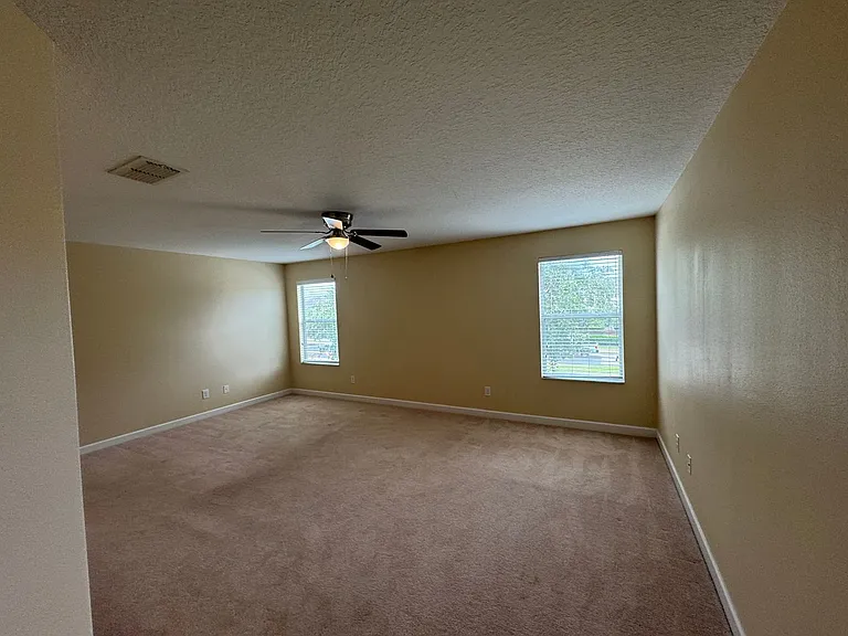 2832 Adelaide Ct — Photo 7