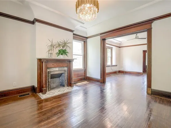 2524 Benton Blvd, Kansas City, MO 64127