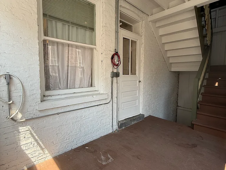 2353 S Whipple St #2F — Photo 26